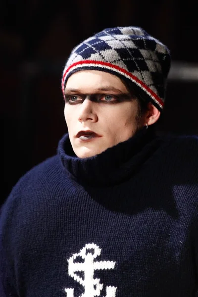 Look 74